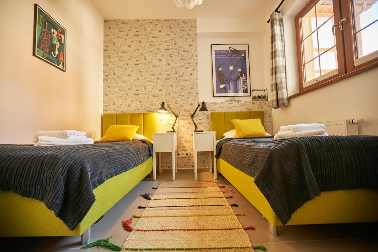 Seayou Yellow House Villa Rogowo  Buitenkant foto